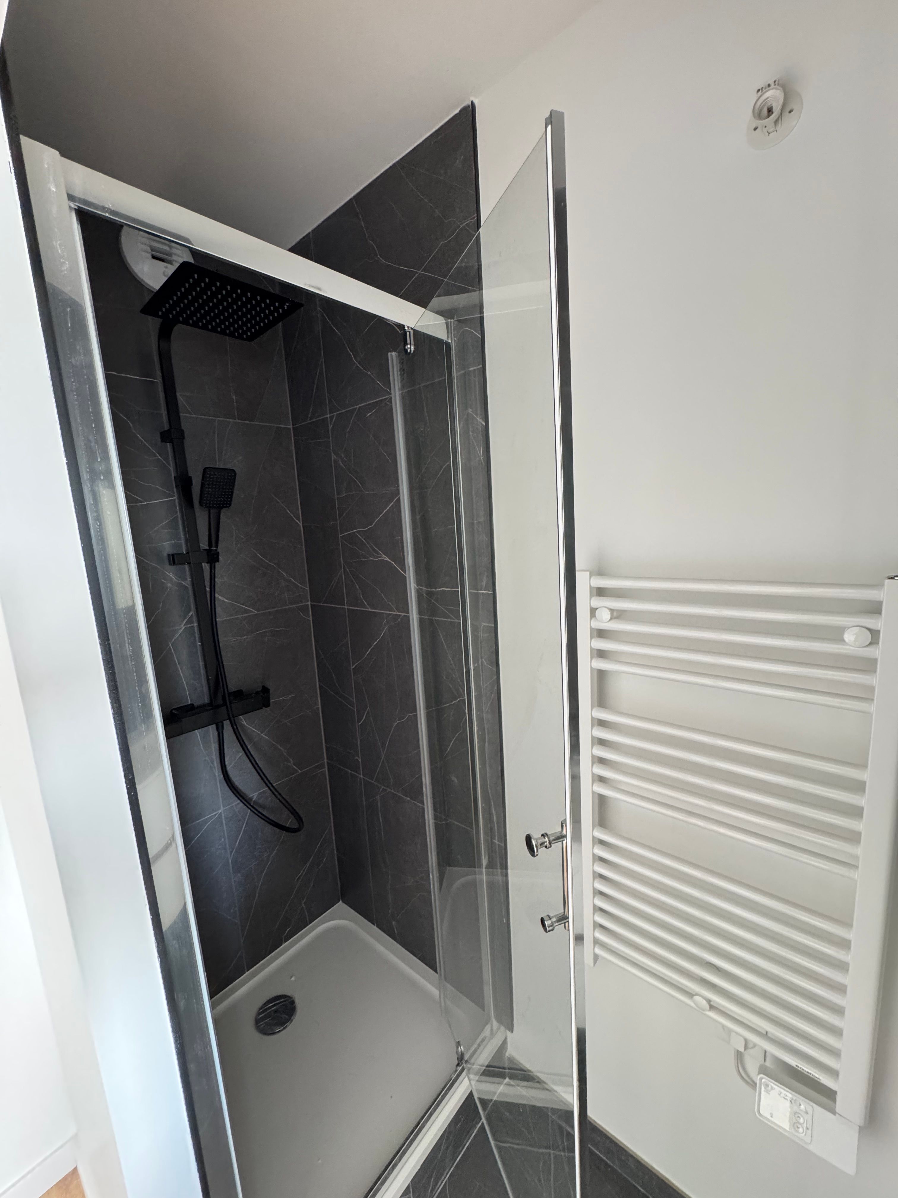 salle d'eau privative de la chambre 4