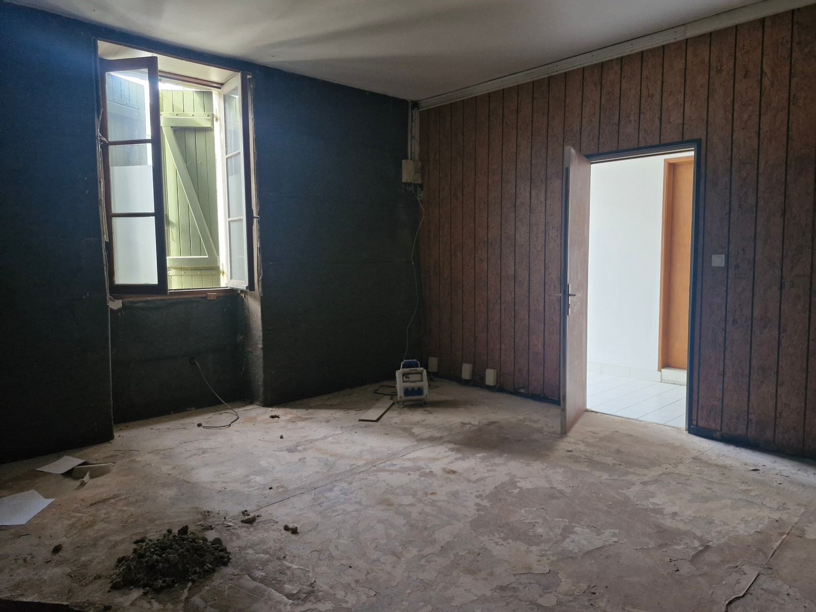Travaux de dépose pour création de 3 appartements